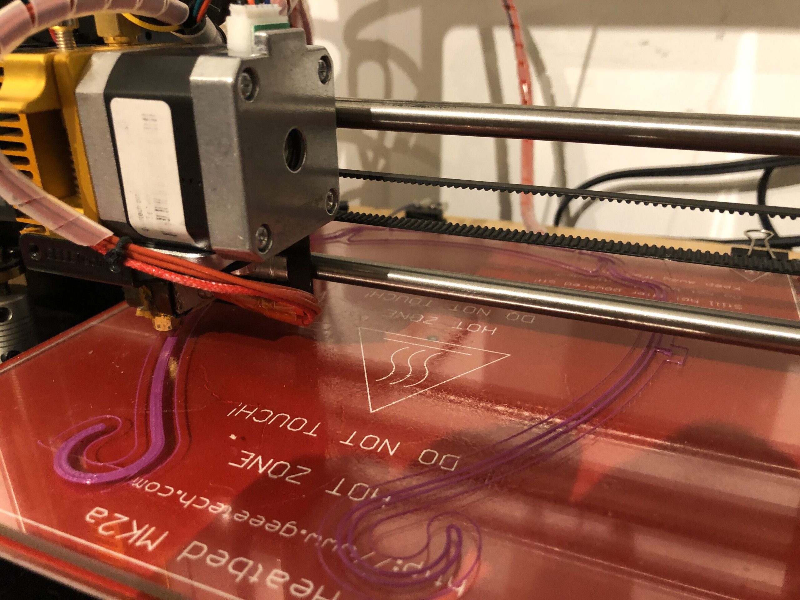 Création de visières de protection par l&rsquo;équipe du Alt Lab